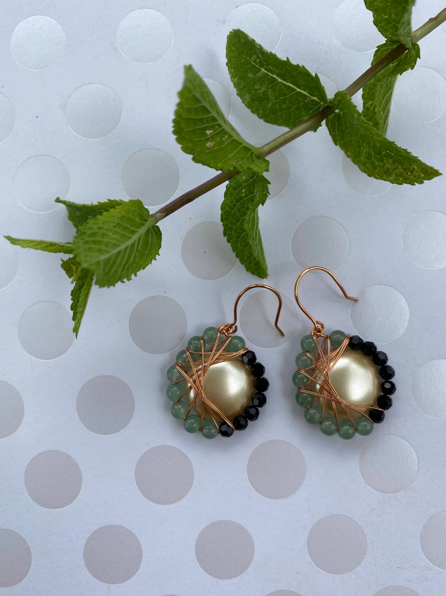 trendy medium Green glass gemstone fashion Earrings dangle cream copper Black Spinel Black aventurine