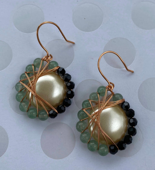 trendy  medium  Green  glass  gemstone  fashion  Earrings  dangle  cream  copper  Black Spinel  Black  aventurine