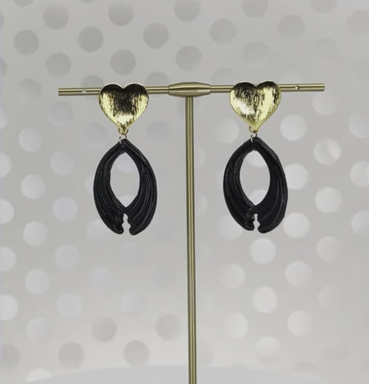 plated medium lightweight Gold Earrings clay Black